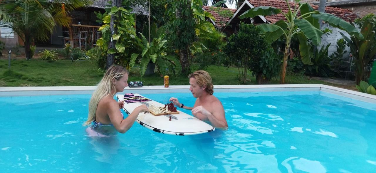 Surf Gangs Arugambay Otel Arugam Bay Dış mekan fotoğraf